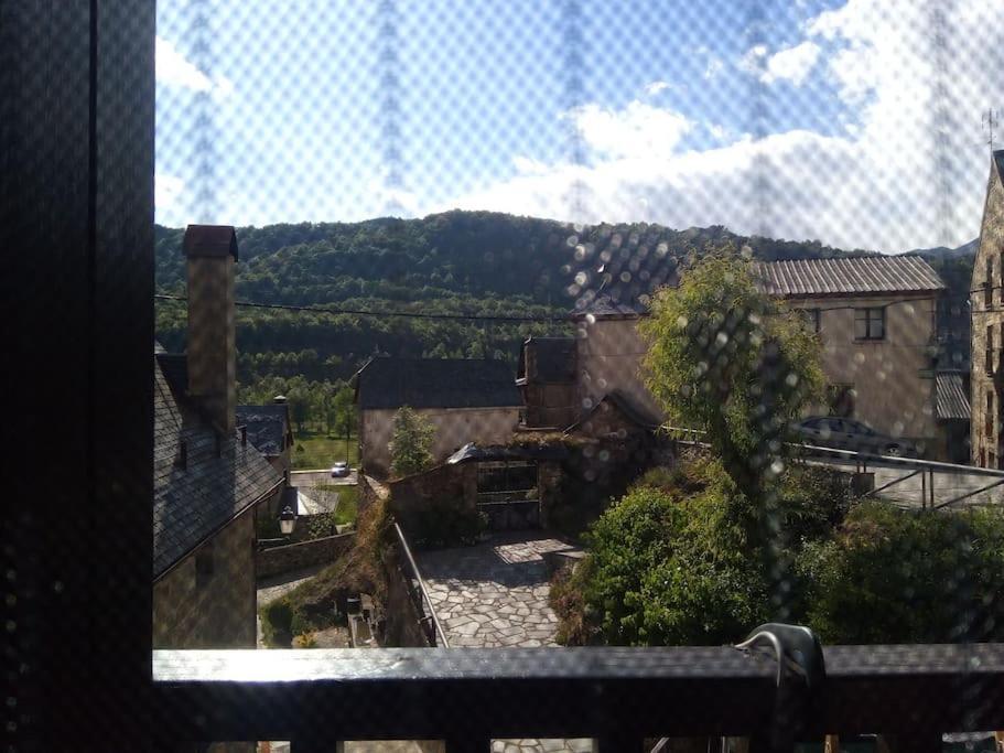 Atico En Pleno Pirineo Lägenhet El Pueyo de Jaca Exteriör bild